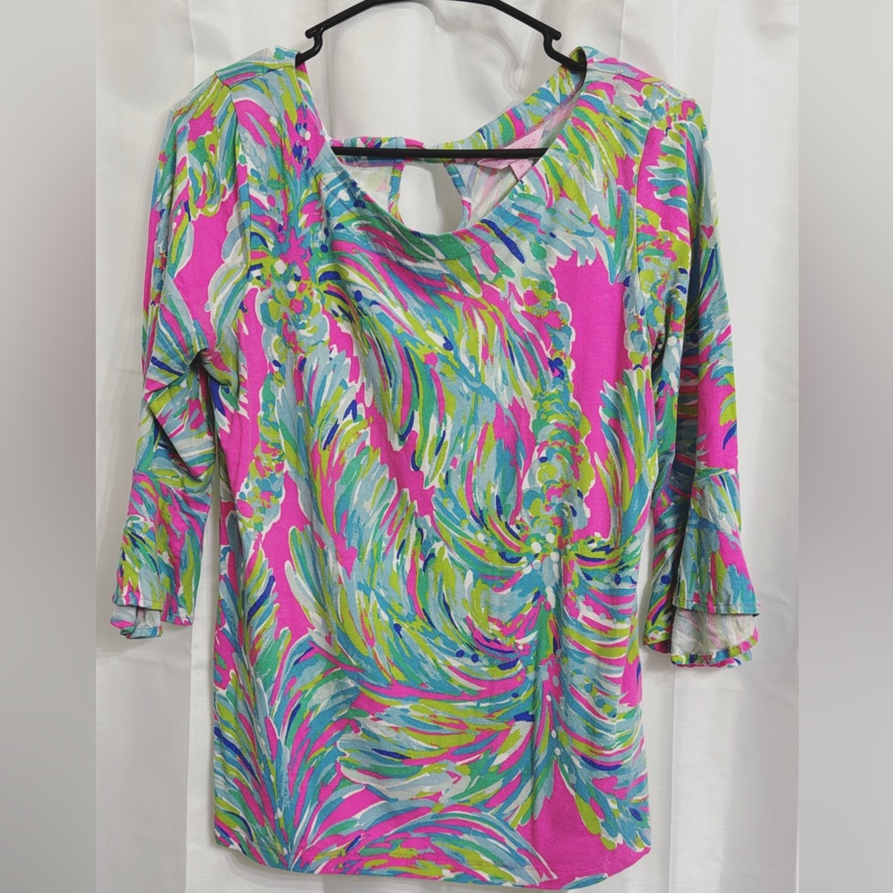 Lilly shirt size m